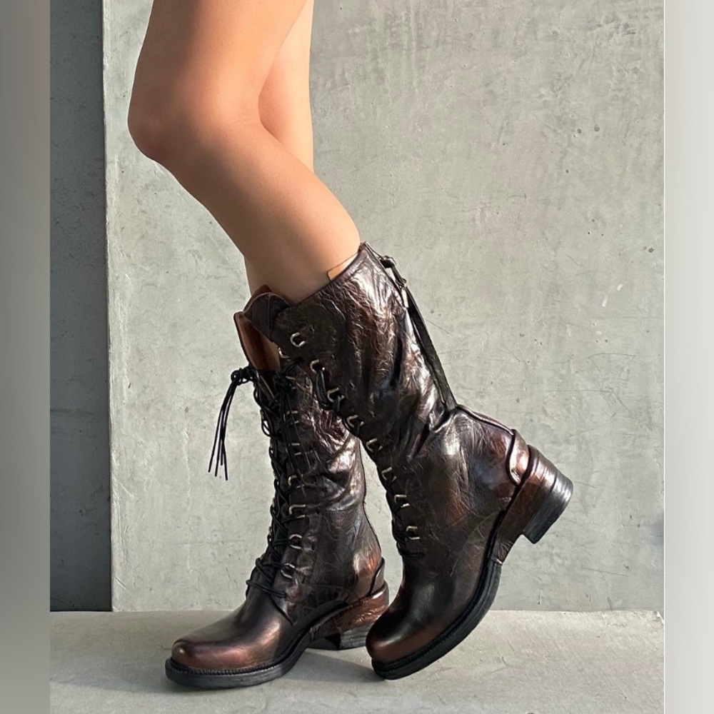 NWT Steward Antiqued Bronze Boots